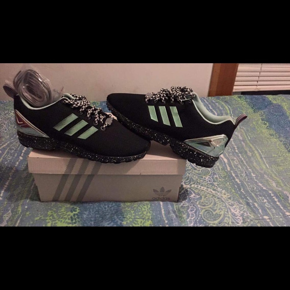 New women Adidas size 7.5